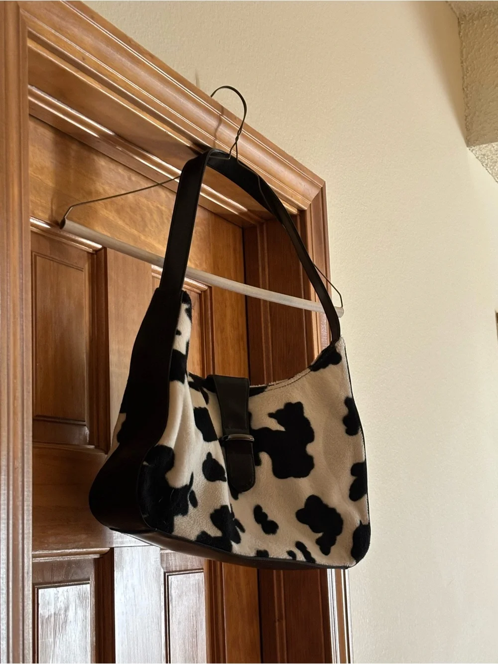 Black & White Cow Print Shoulder Bag - Women - Picture 4 of 11